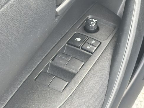 Certified 2022 Toyota Corolla LE FWD image 15