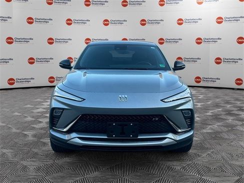 Used 2024 Buick Envista Sport Touring image 8