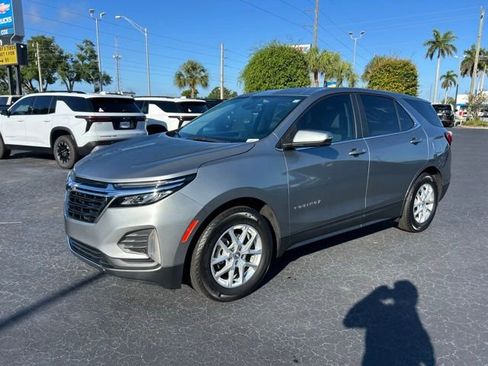 Certified 2023 Chevrolet Equinox LT FWD image 3