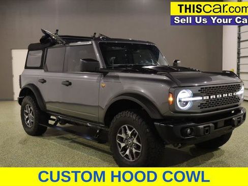 Used 2023 Ford Bronco Badlands AWD/4WD image 12