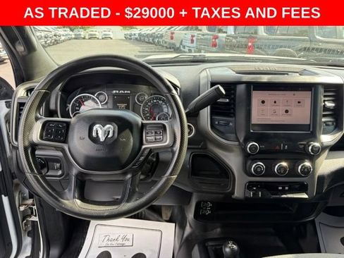 Used 2022 RAM 2500 Tradesman w/ Chrome Appearance Group AWD/4WD image 17