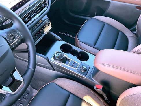 New 2025 Ford Bronco Sport Outer Banks w/ Outer Banks Tech Package+ AWD/4WD image 5