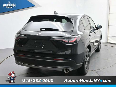 New 2026 Honda HR-V Sport image 4