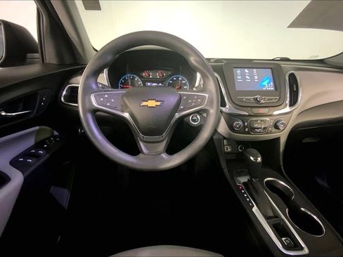 Used 2018 Chevrolet Equinox LS FWD image 5