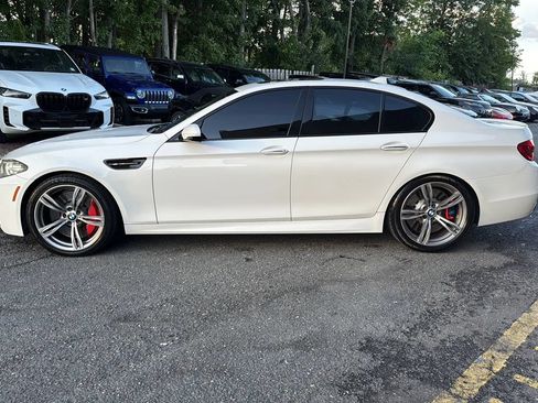 Used 2014 BMW M5 RWD image 9