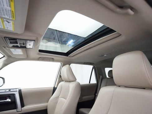 Used 2018 Toyota 4Runner Limited image 33