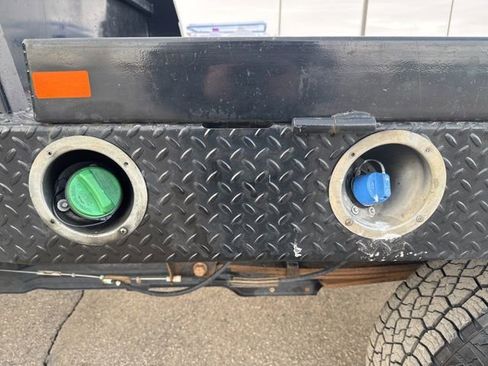 Used 2011 Ford F350 XL w/ Skid Plate Pkg image 46