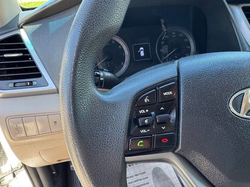 Used 2017 Hyundai Tucson SE FWD image 14
