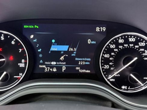 Used 2020 Toyota Avalon Touring w/ Advanced Safety Package image 23