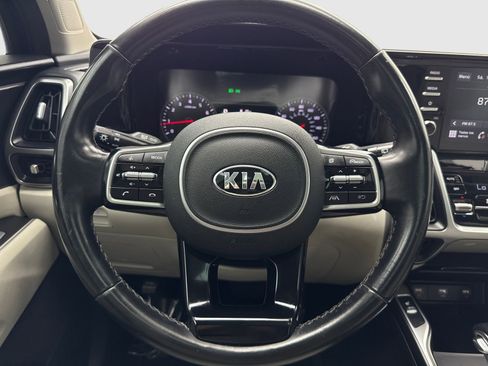 Used 2021 Kia Sorento S w/ Panoramic Sunroof Package FWD image 19
