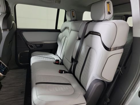 Used 2024 Rivian R1S Launch Edition AWD/4WD image 21