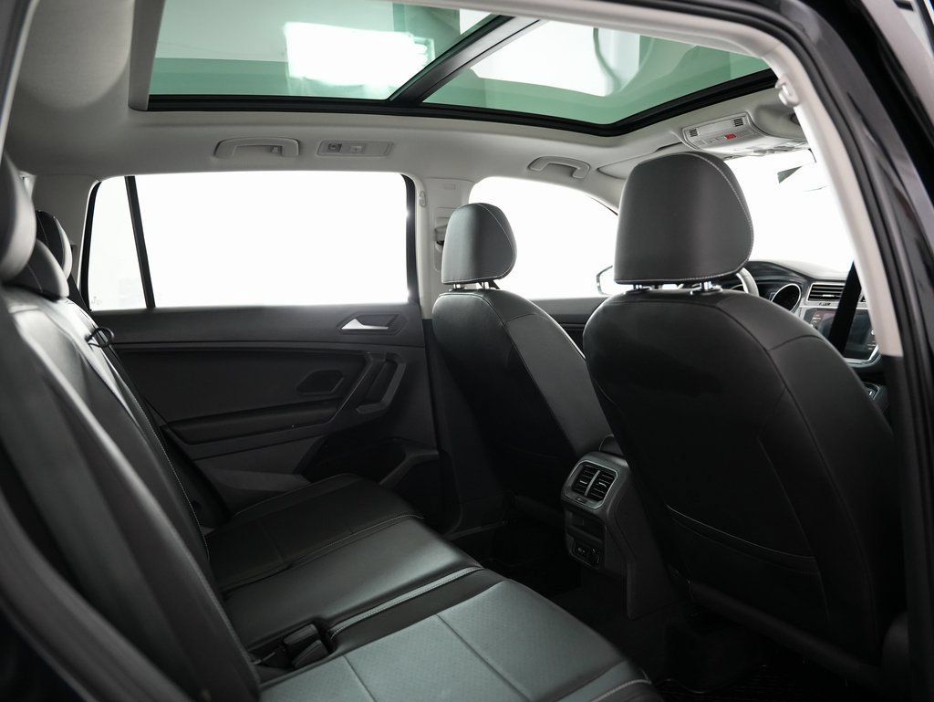 Used 2021 Volkswagen Tiguan SE w/ Panoramic Sunroof Package AWD/4WD image 42