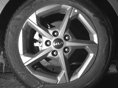 Used 2025 Kia K4 LXS image 15