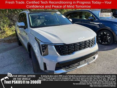 Used 2025 Kia Sorento S w/ Panoramic Sunroof Package