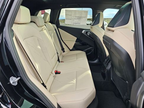 New 2026 BMW X3 xDrive30 w/ Premium Package image 14