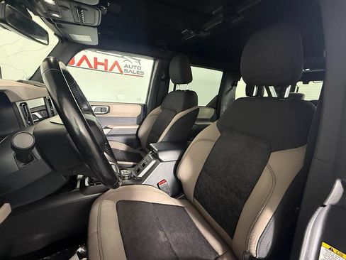 Used 2022 Ford Bronco Wildtrak AWD/4WD image 18