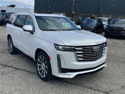 Used 2023 Cadillac Escalade Premium Luxury Platinum AWD/4WD image 6