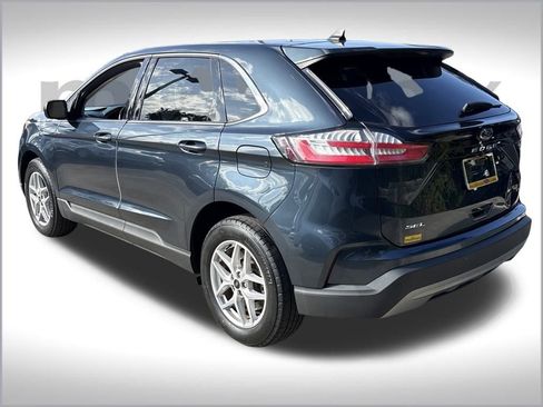 Certified 2024 Ford Edge SEL w/ Convenience Package image 9