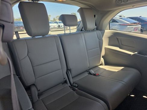 Used 2014 Honda Odyssey EX-L image 17