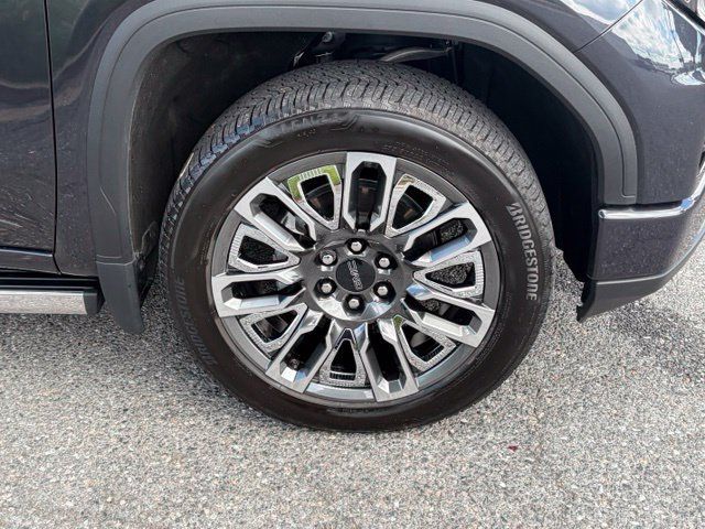 Used 2024 GMC Sierra 1500 Denali Ultimate AWD/4WD image 11