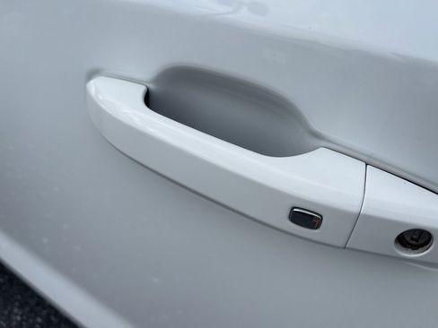 Used 2023 Chevrolet Silverado 1500 LT image 6