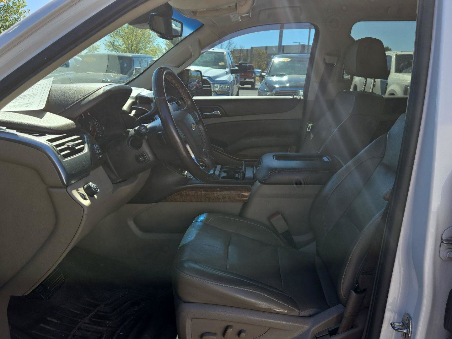 Used 2017 Chevrolet Tahoe Premier RWD image 16