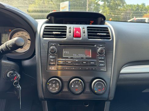 Used 2013 Subaru Impreza 2.0i Sport Premium image 20