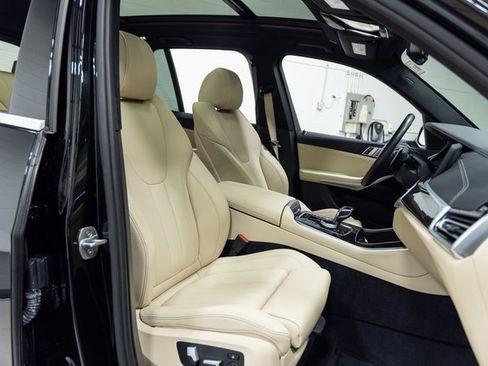 Used 2020 BMW X5 xDrive40i w/ Premium Package image 25
