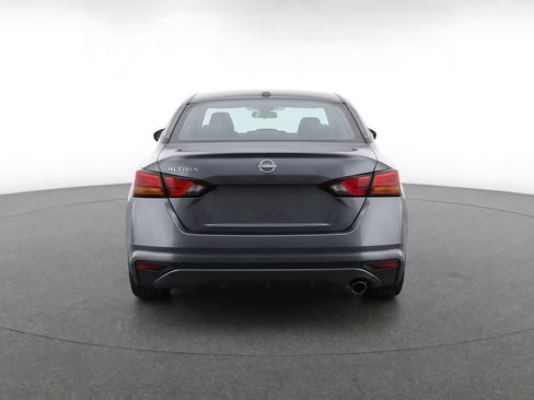 Used 2025 Nissan Altima 2.5 SV FWD image 7