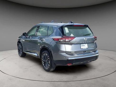 Certified 2026 Nissan Rogue Platinum w/ Platinum Premium Package AWD/4WD image 3