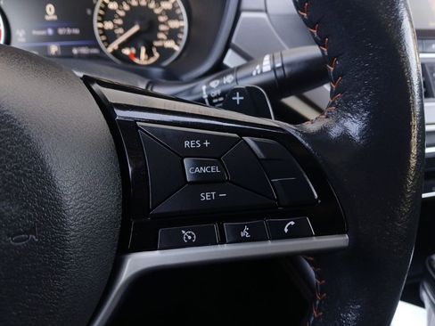Used 2024 Nissan Altima 2.5 SR FWD image 25