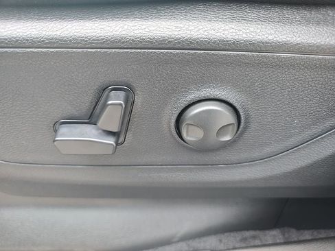 New 2026 RAM 1500 Big Horn AWD/4WD image 21