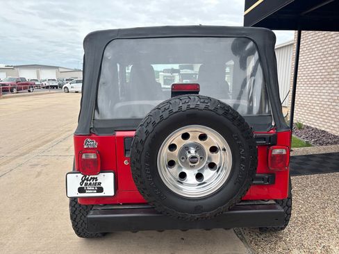 Used 2006 Jeep Wrangler SE AWD/4WD image 9