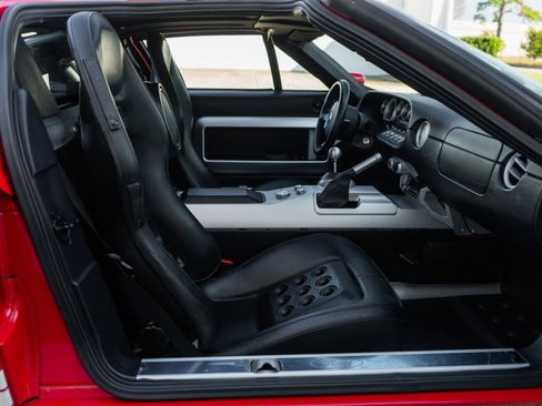 Used 2005 Ford GT image 19