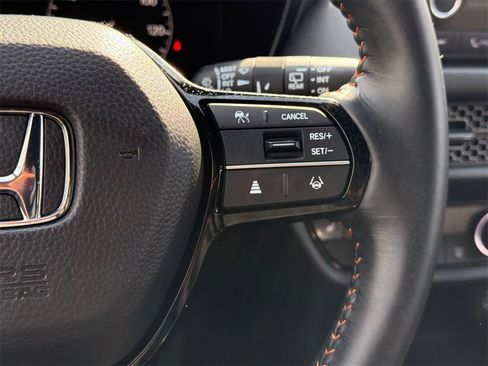 Used 2023 Honda HR-V Sport image 18