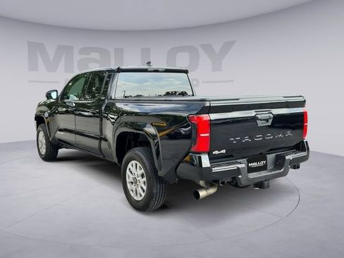 Used 2025 Toyota Tacoma SR5 AWD/4WD image 3