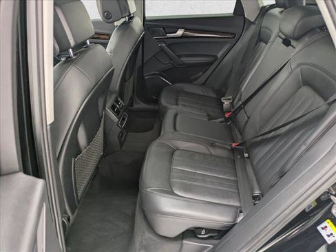Used 2020 Audi Q5 2.0T Premium Plus w/ Premium Plus Package image 19