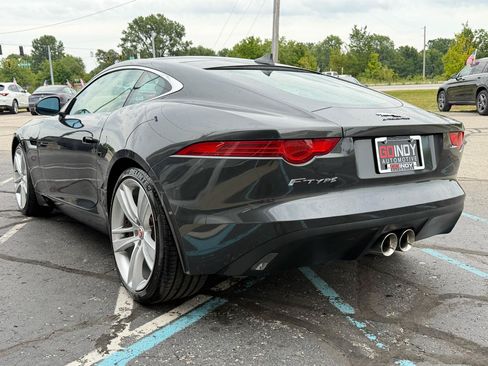 Used 2017 Jaguar F-TYPE Coupe RWD image 4