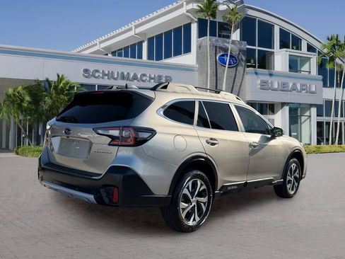 Used 2020 Subaru Outback Limited AWD/4WD image 7