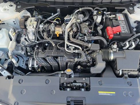 New 2026 Nissan Altima 2.5 SR w/ SR Premium Package FWD image 13