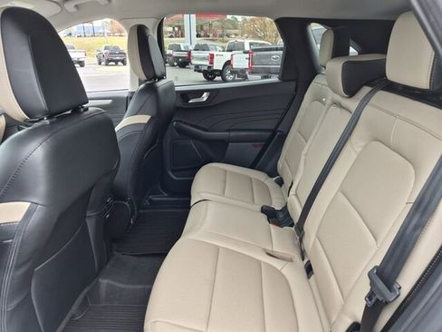 Certified 2022 Ford Escape SEL w/ Technology Package image 12