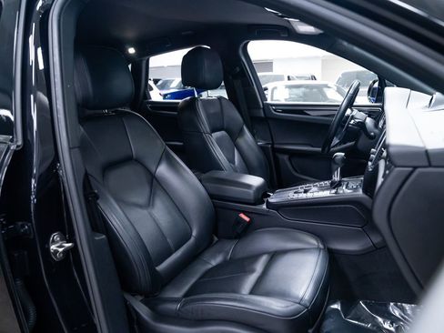 Used 2018 Porsche Macan S AWD/4WD image 27