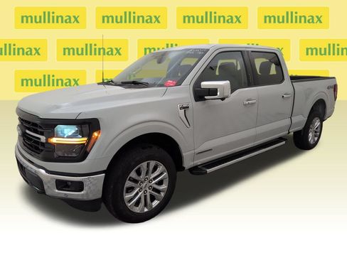 Used 2024 Ford F150 XLT w/ Equipment Group 303A High AWD/4WD image 11