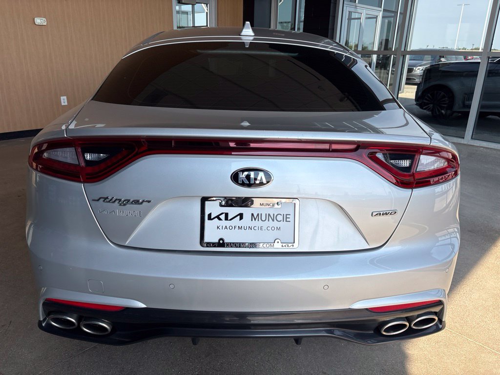 Used 2018 Kia Stinger Premium AWD/4WD image 11