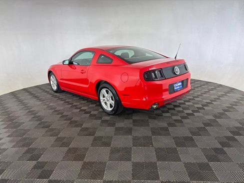 Used 2013 Ford Mustang Coupe RWD image 10