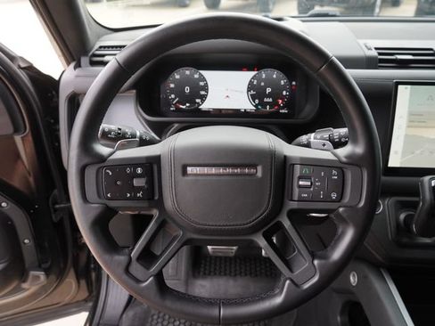 Used 2025 Land Rover Defender 110 V8 AWD/4WD image 26
