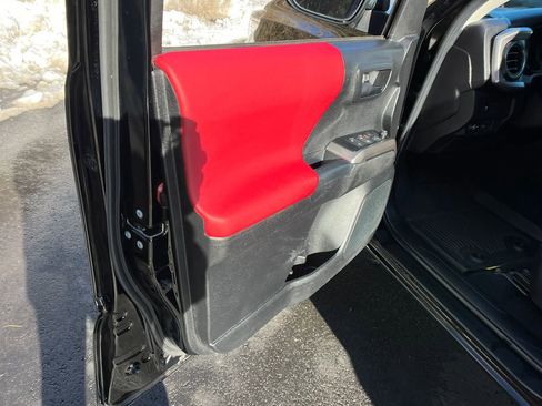 Used 2023 Toyota Tacoma SR5 image 11