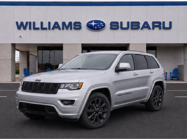 Used 2019 Jeep Grand Cherokee Altitude RWD image 2