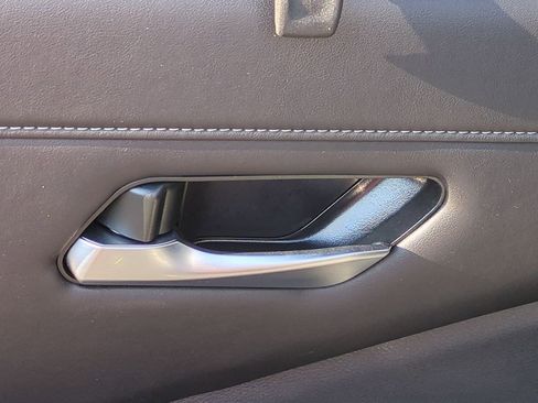 Certified 2024 Nissan Pathfinder SL FWD image 29