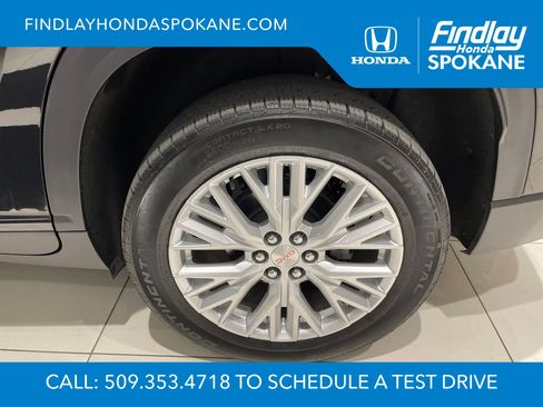 Used 2024 GMC Acadia Elevation image 2